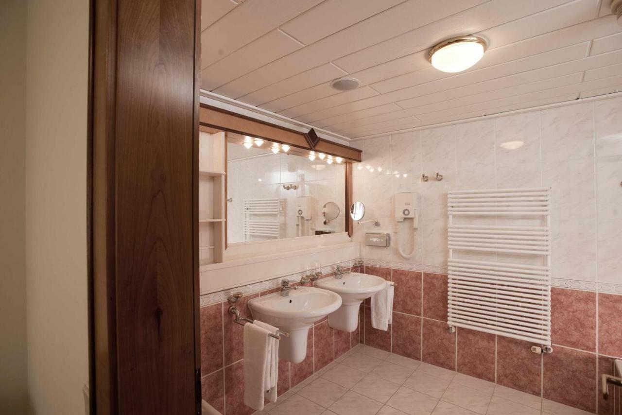 Reduce Hotel Thermal Adults Only Bad Tatzmannsdorf Exterior photo